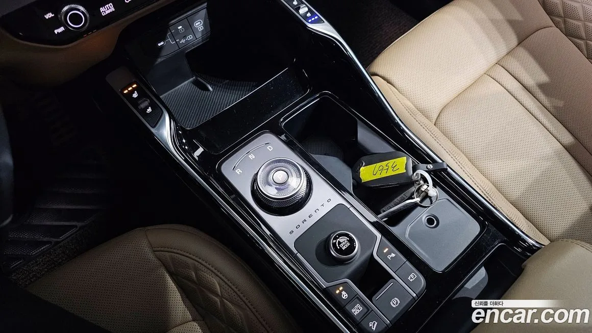 Kia Sorento — фото 6
