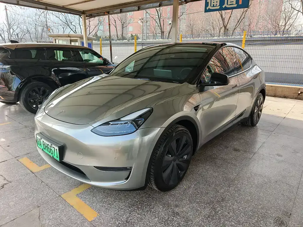 Tesla Model Y 2023 из CN, фото 1