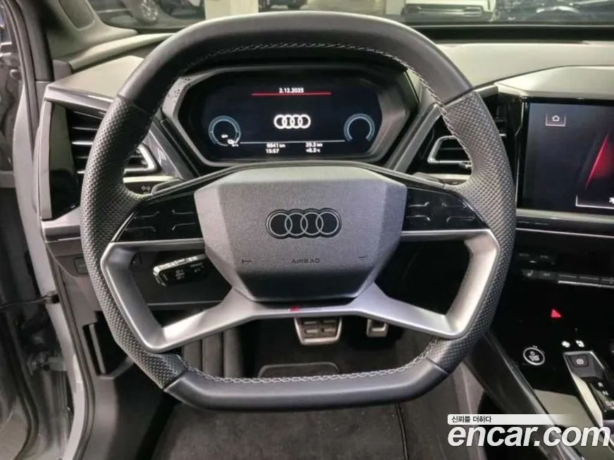 Audi Q4 e-tron 2025 из KR, фото 3