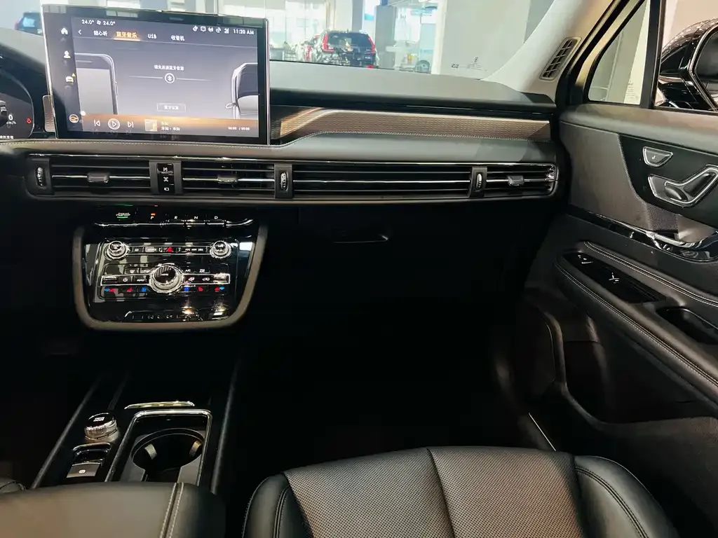 Lincoln Corsair 2022 из CN, фото 2