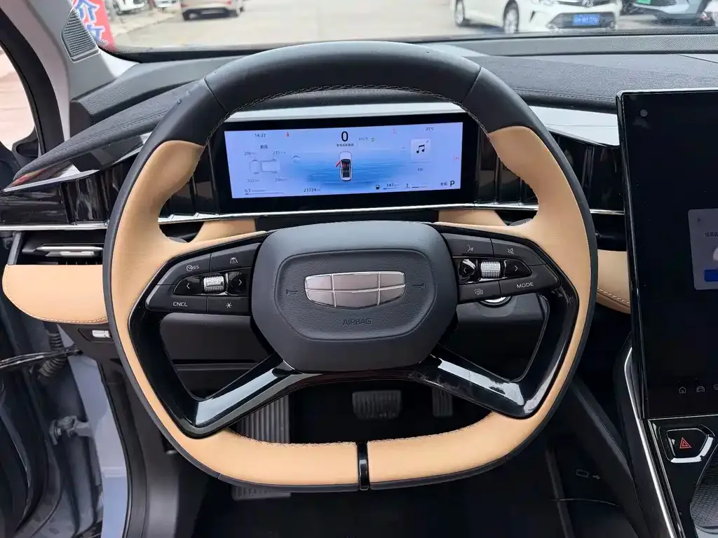 Geely Boyue L 2022 из CN, фото 4