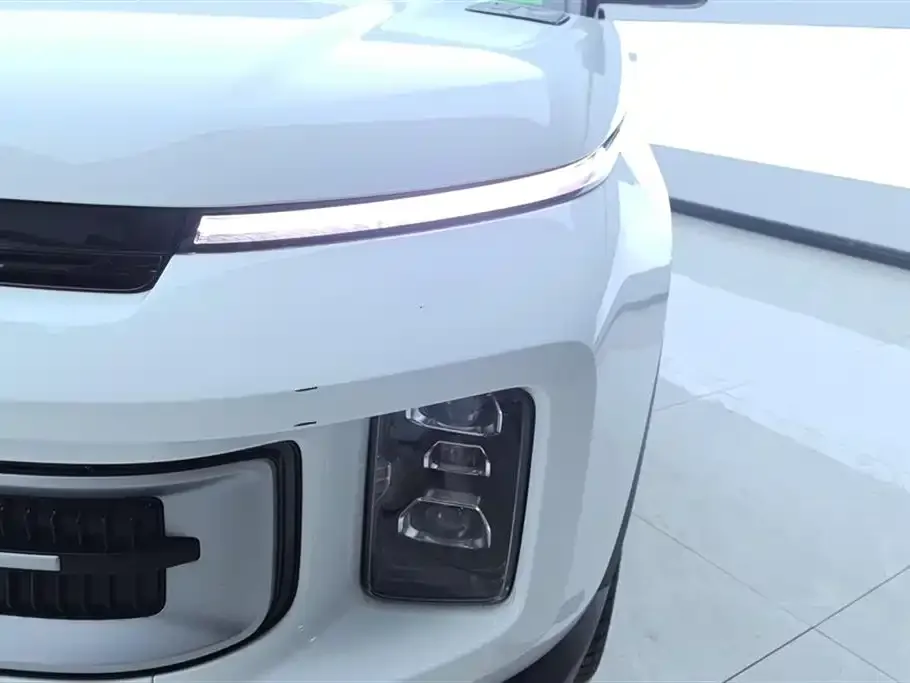 Geely Icon — фото 8