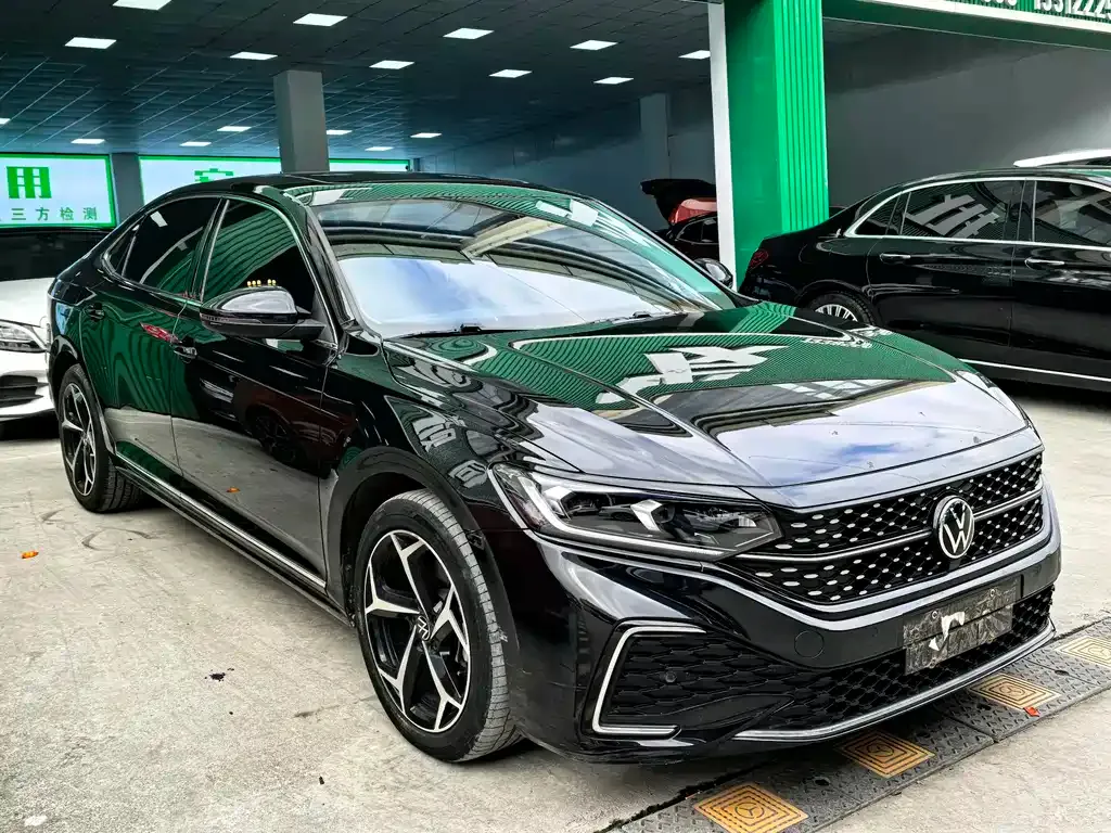 Volkswagen Passat 2024 из CN, фото 4