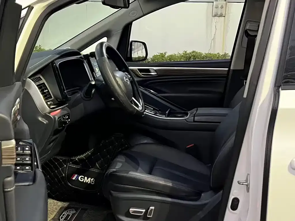 GAC Motor Trumpchi M8 — фото 4