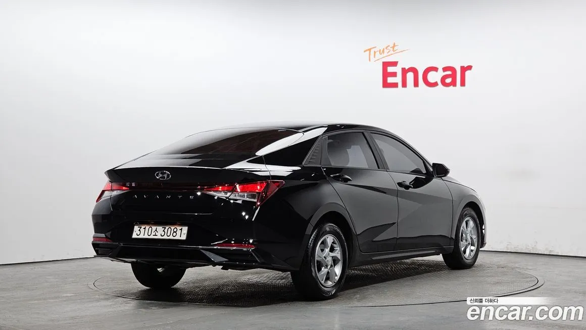 Hyundai AVANTE 2021 из KR, фото 2