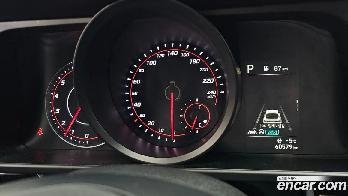 Hyundai AVANTE 2021 из KR, фото 8