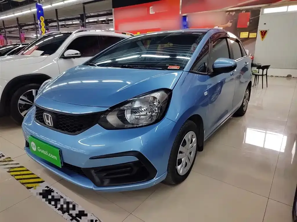 Honda Fit — фото 1