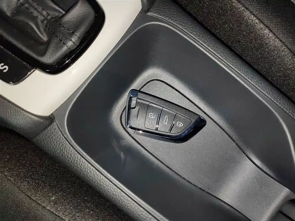 Honda Fit — фото 4