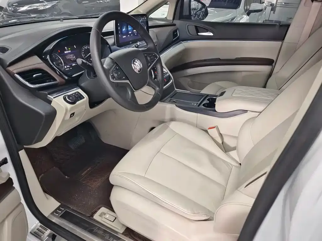 Buick GL8 2021 из CN, фото 4