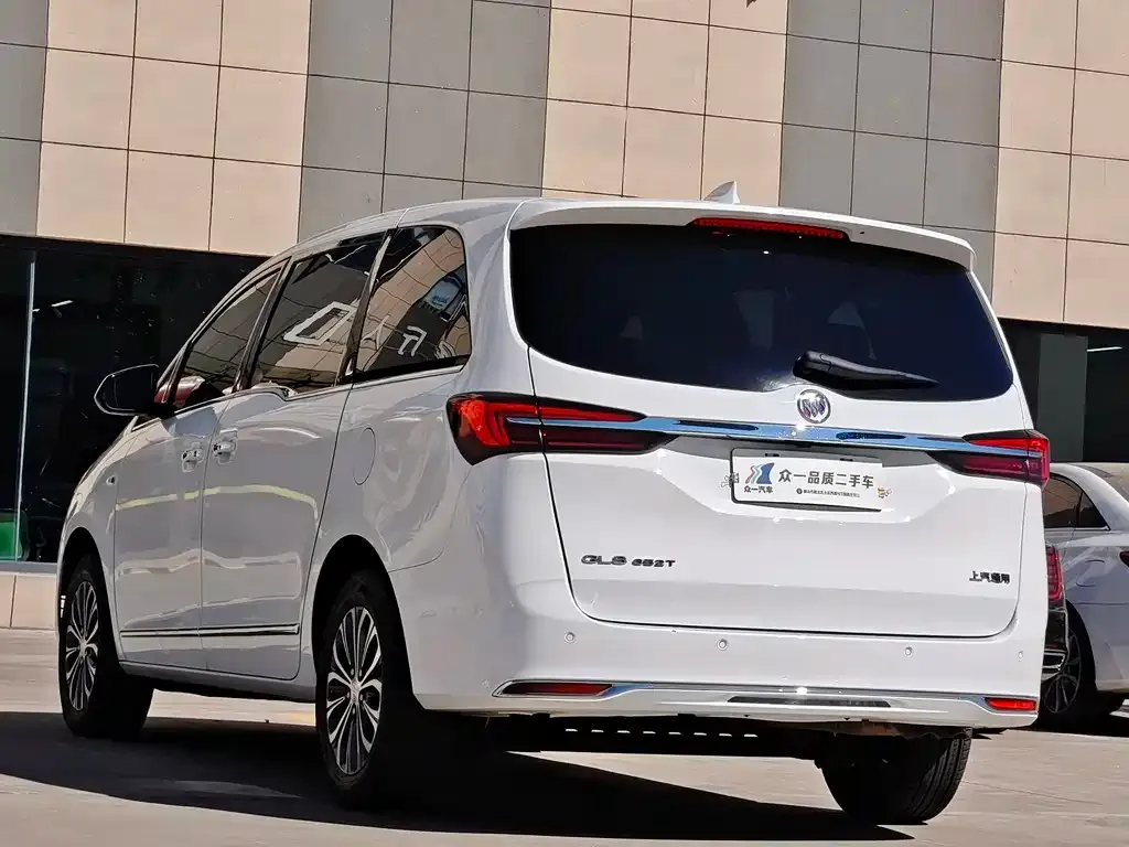 Buick GL8 2021 из CN, фото 3