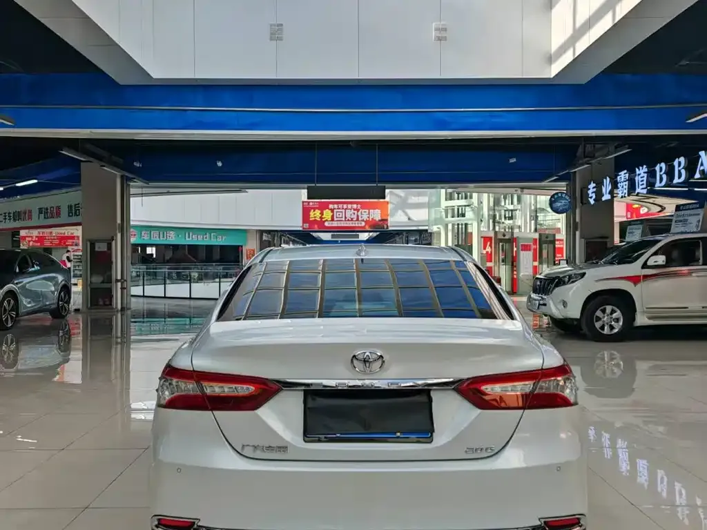 Toyota Camry 2023 из CN, фото 6
