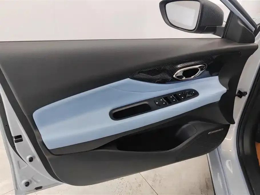 GAC Motor Shadow Leopard — фото 6