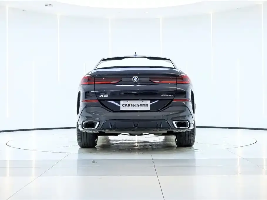 BMW X6 2023 из CN, фото 2