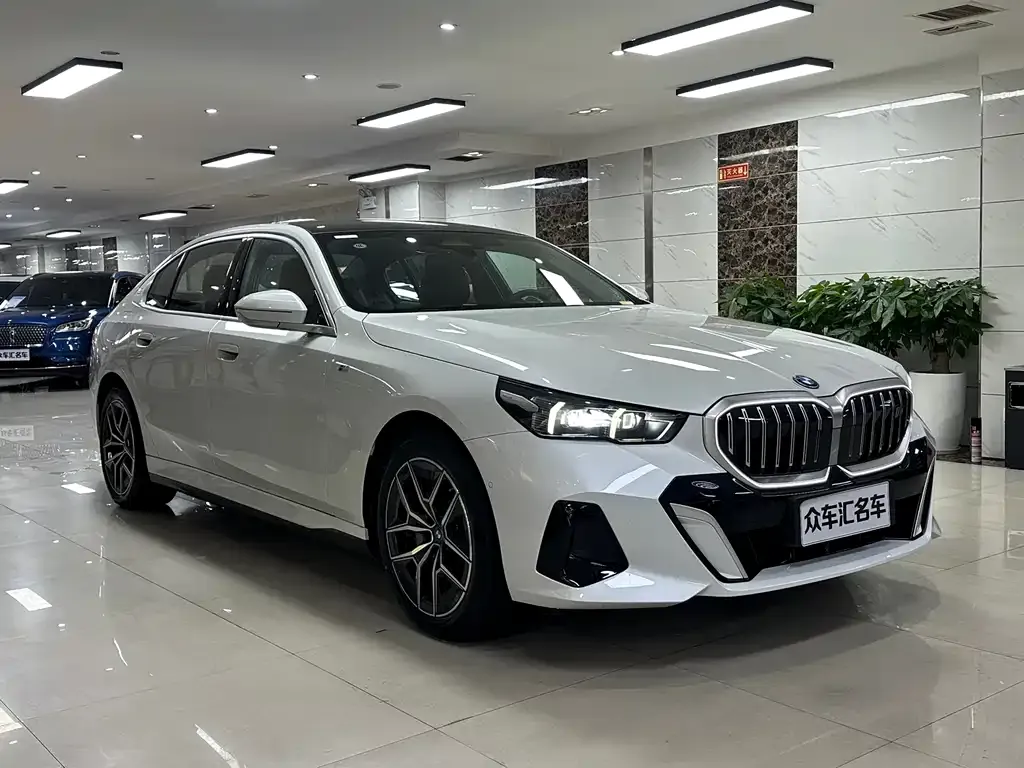 BMW i5 2026 из CN, фото 8