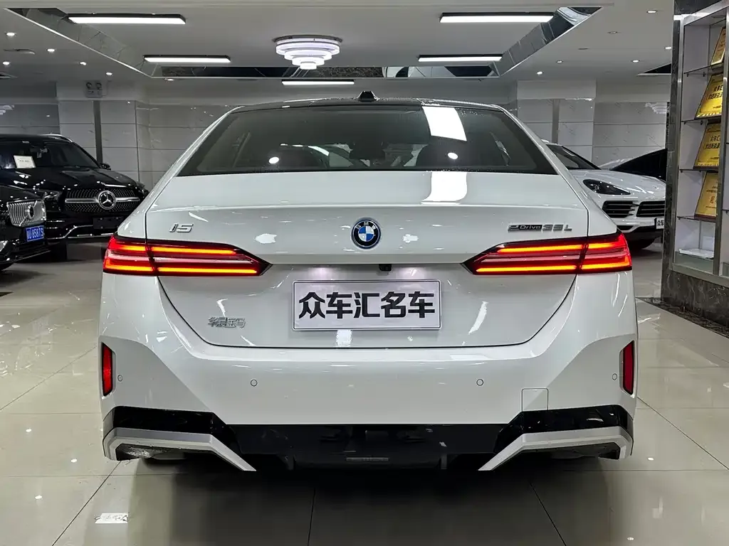 BMW i5 2026 из CN, фото 9