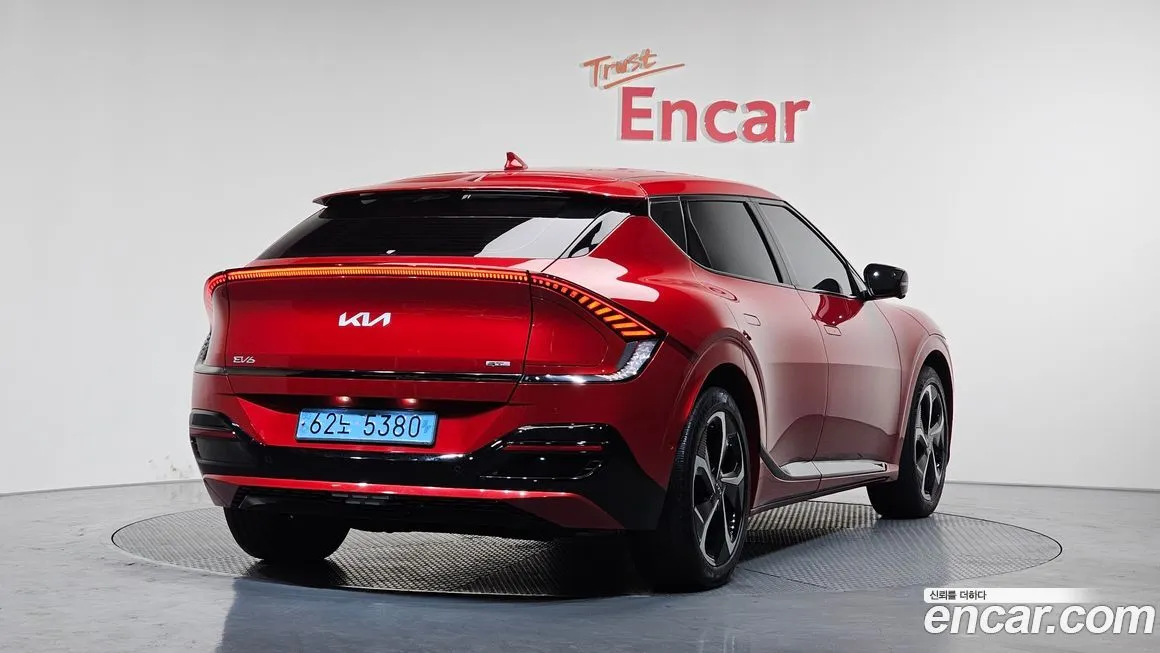 Kia EV6 — фото 3