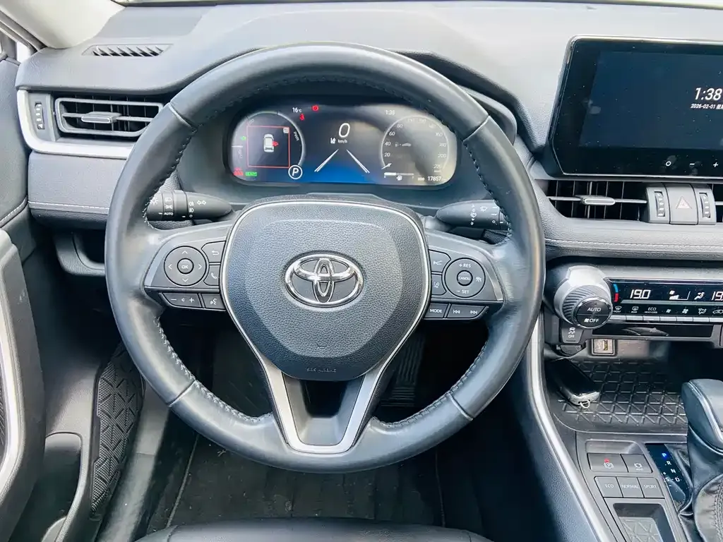 Toyota Wildlander 2023 из CN, фото 4