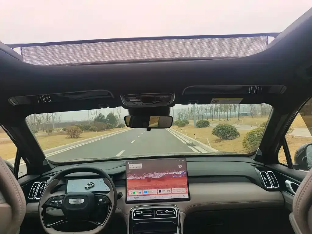 Geely Boyue L 2025 из CN, фото 2