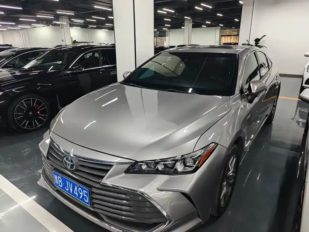 Toyota Avalon 2022 из CN, фото 1
