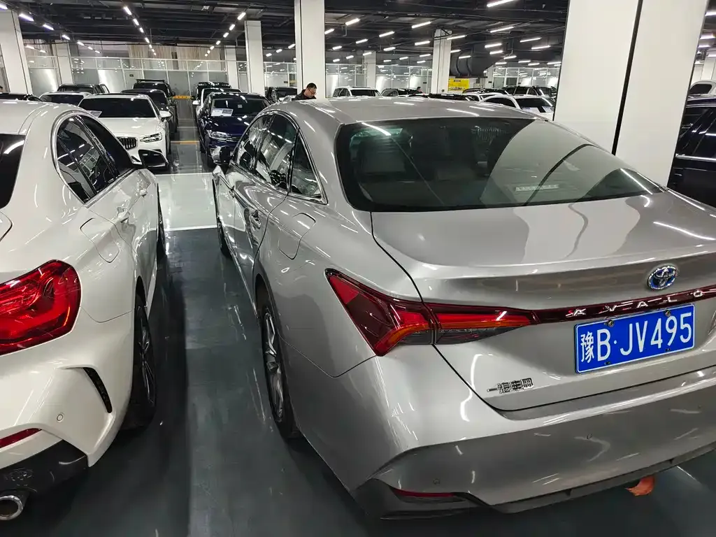 Toyota Avalon 2022 из CN, фото 5