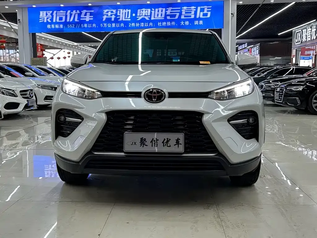 Toyota Wildlander 2022 из CN, фото 9