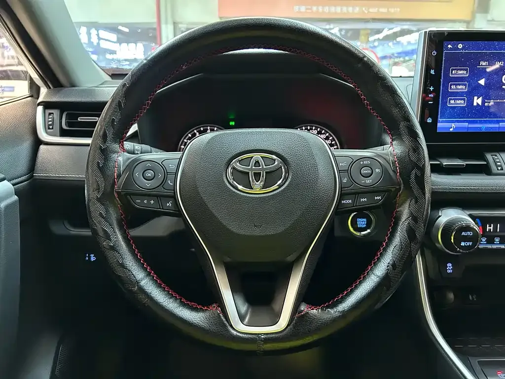 Toyota Wildlander 2022 из CN, фото 2