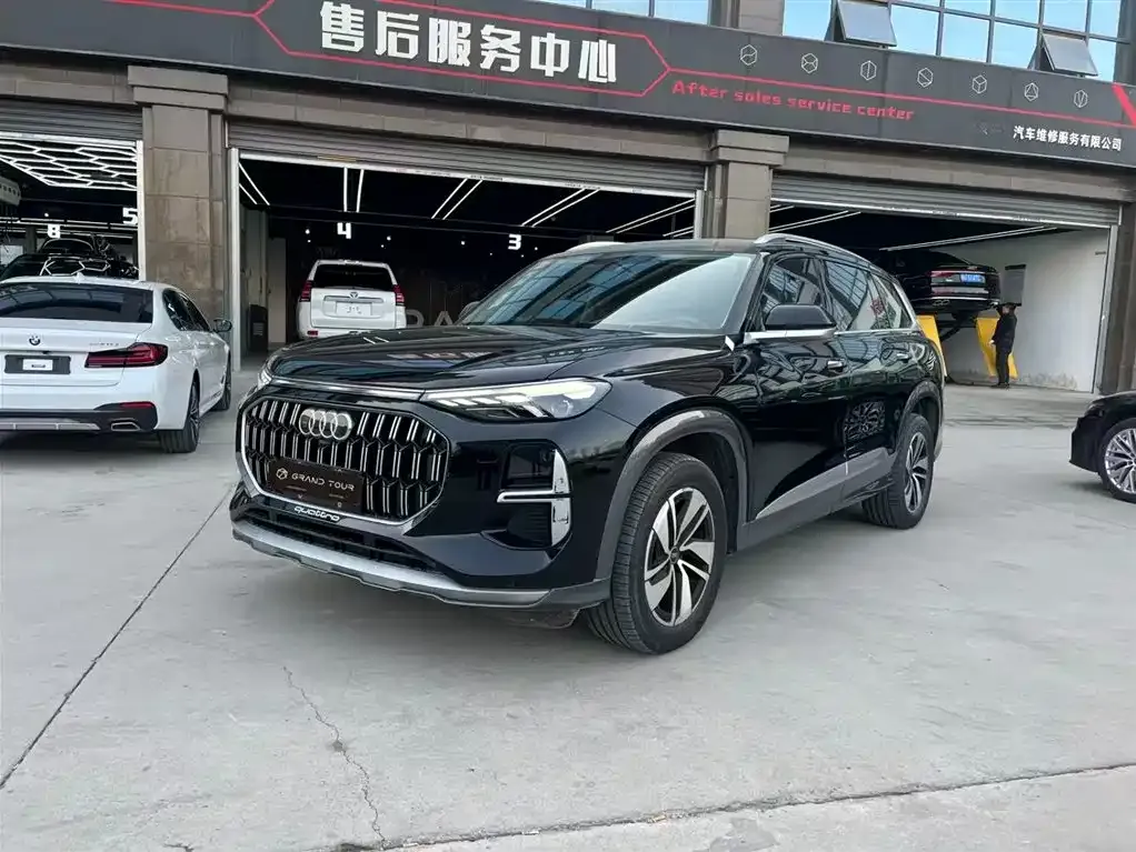 Audi Q6 2023 из CN, фото 1