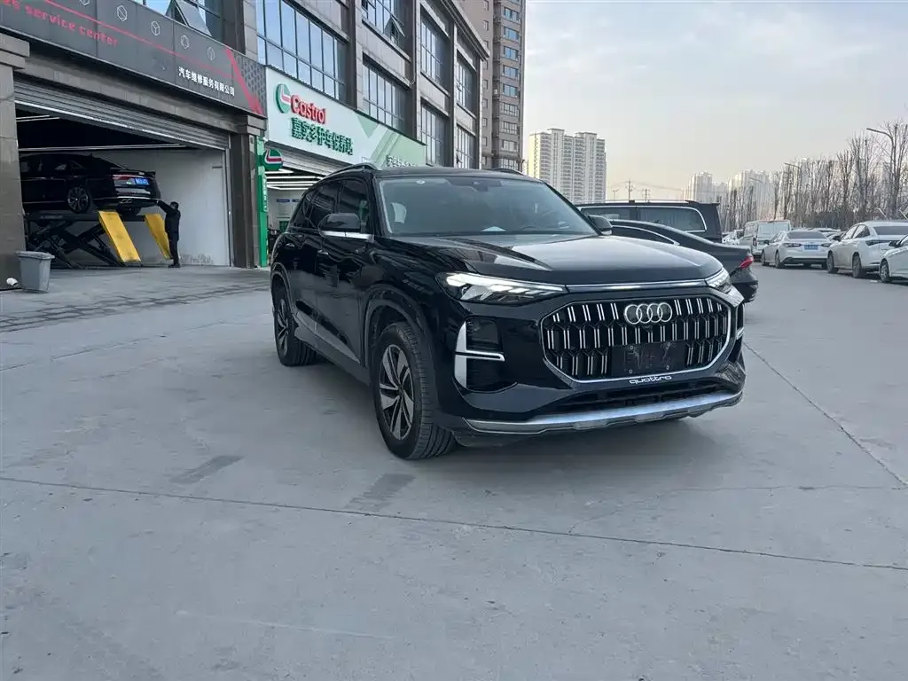 Audi Q6 2023 из CN, фото 2