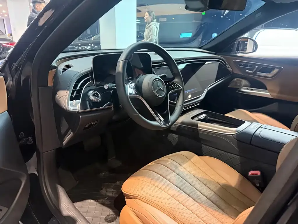Mercedes-Benz E-Class 2024 из CN, фото 7