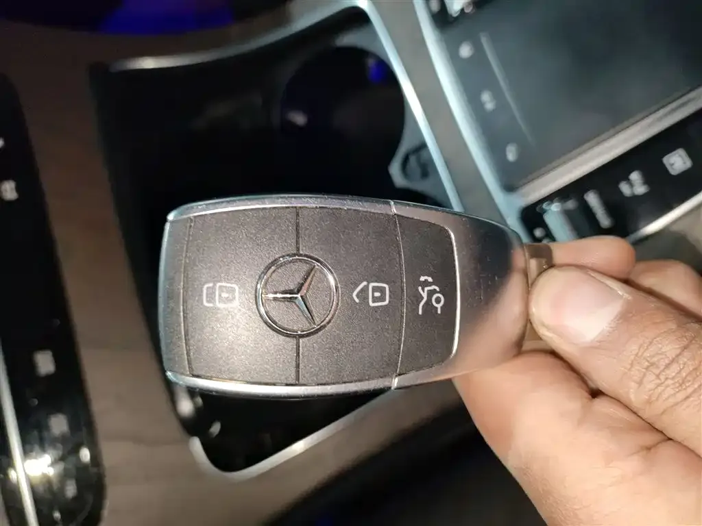 Mercedes-Benz GLC 2022 из CN, фото 2