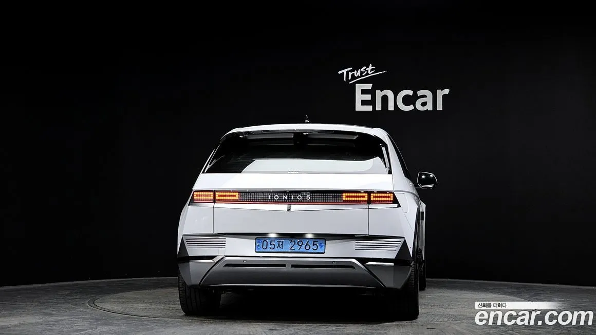 Hyundai Ioniq5 — фото 2