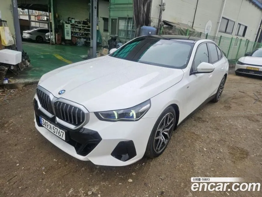 BMW 5-Series 2024 из KR, фото 1