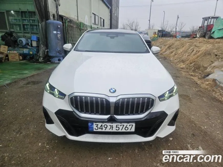 BMW 5-Series 2024 из KR, фото 10