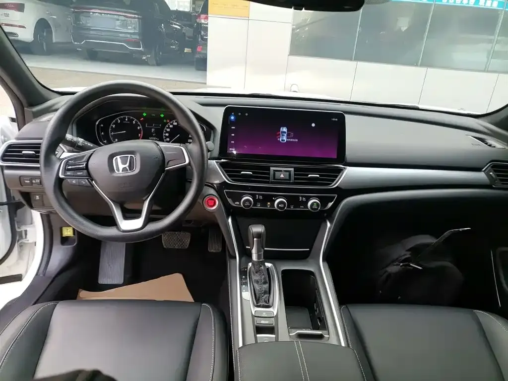 Honda Inspire — фото 10