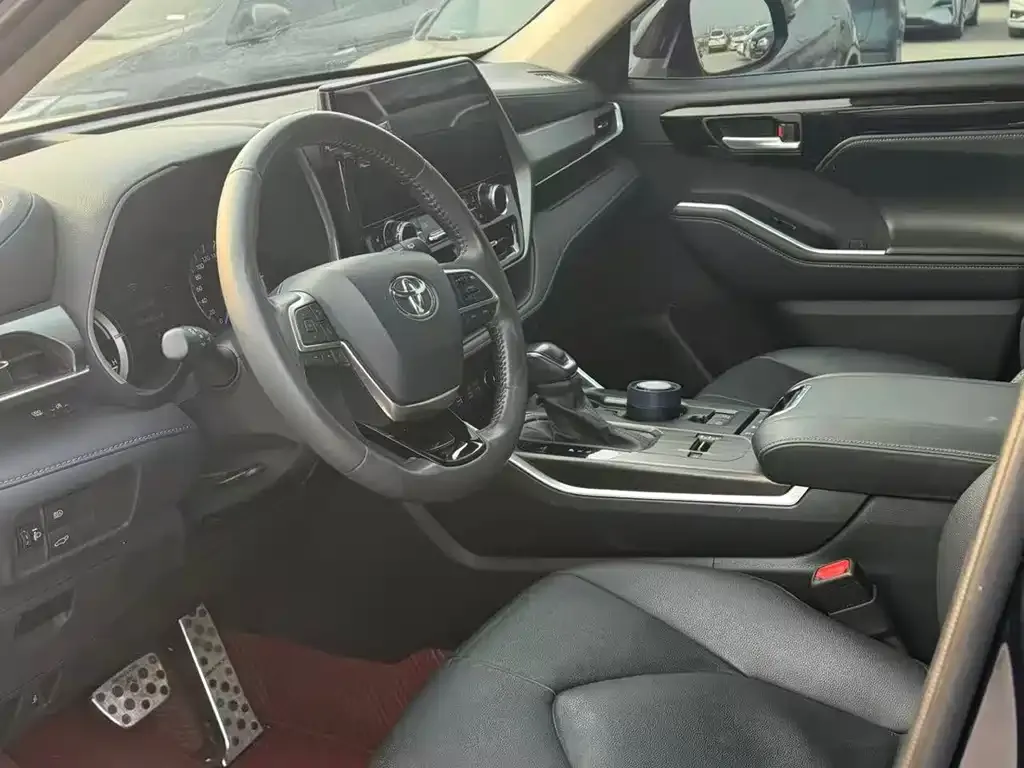 Toyota Highlander 2022 из CN, фото 6