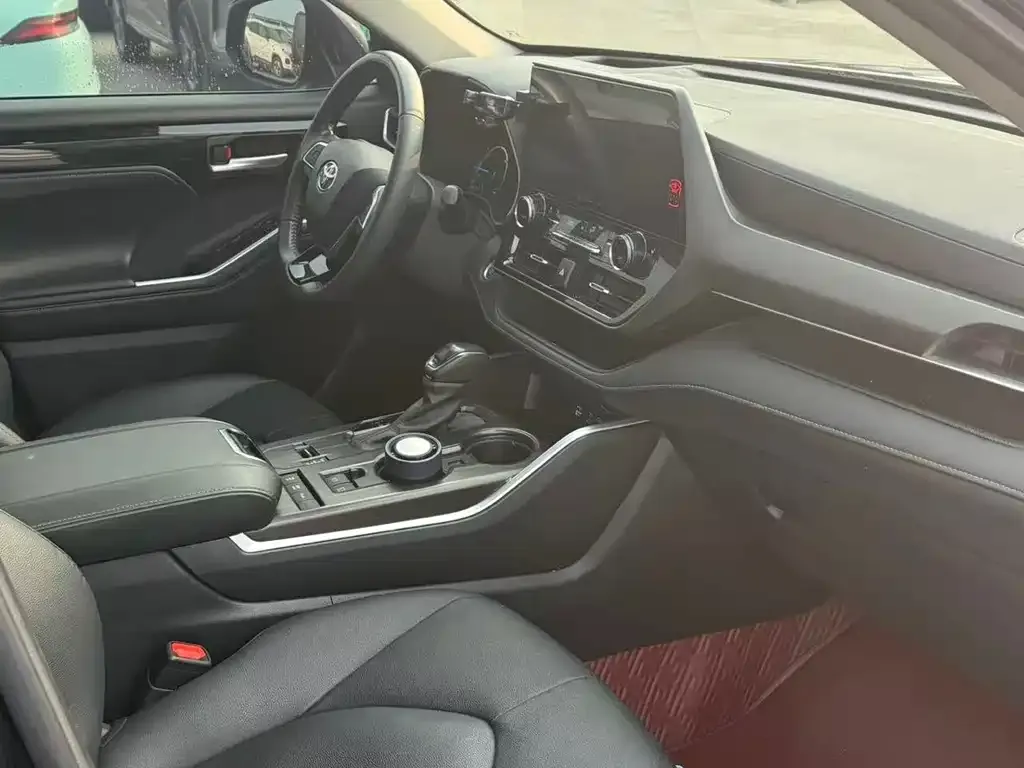 Toyota Highlander 2022 из CN, фото 7