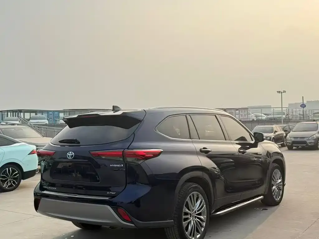 Toyota Highlander 2022 из CN, фото 5