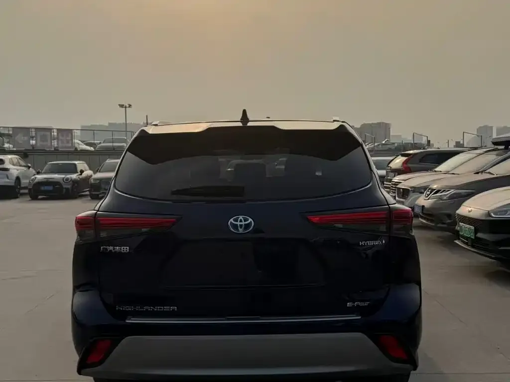 Toyota Highlander 2022 из CN, фото 8