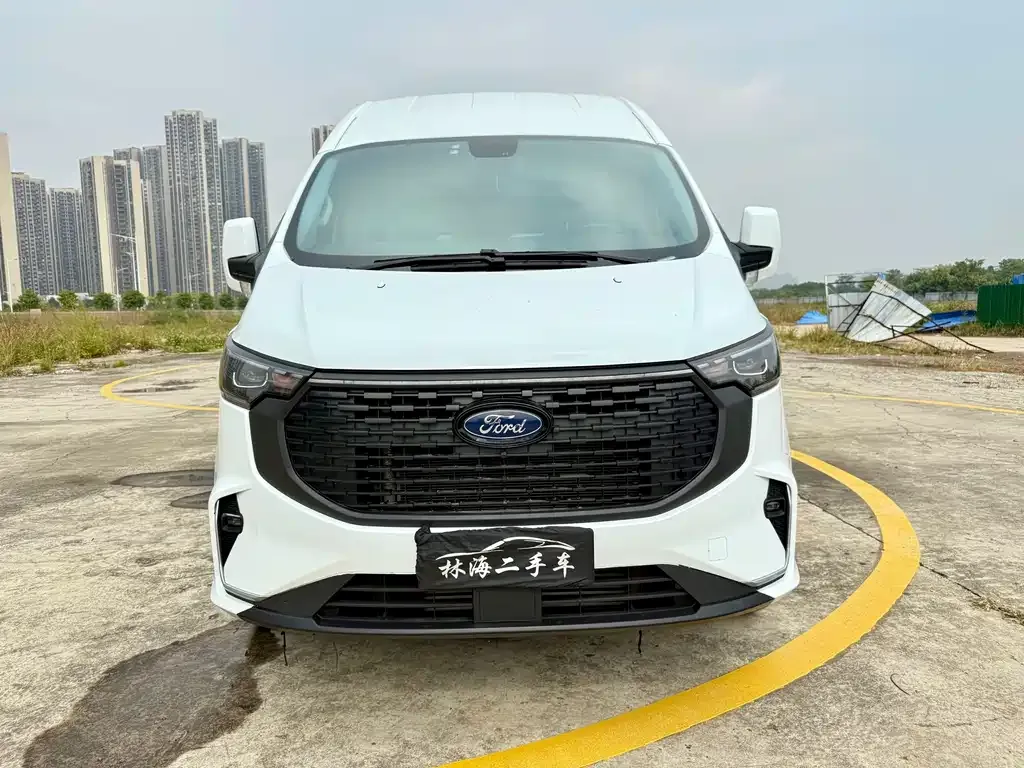 Ford Transit 2023 из CN, фото 7
