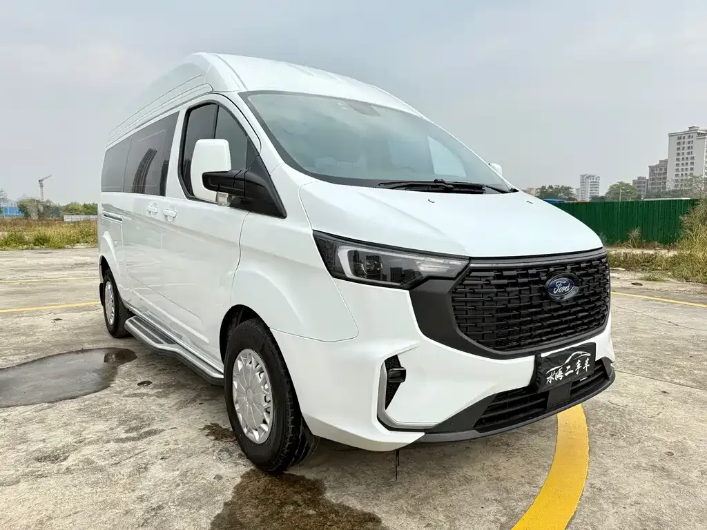 Ford Transit 2023 из CN, фото 9