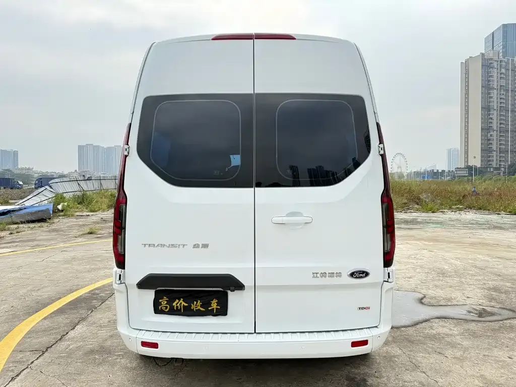 Ford Transit 2023 из CN, фото 5