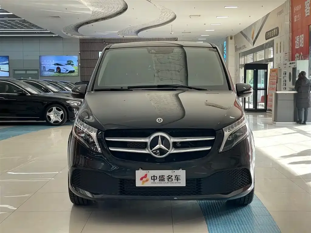 Mercedes-Benz V-Class 2022 из CN, фото 5