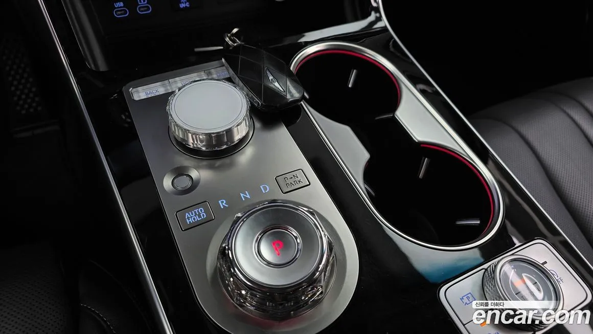 Genesis GV80 — фото 10
