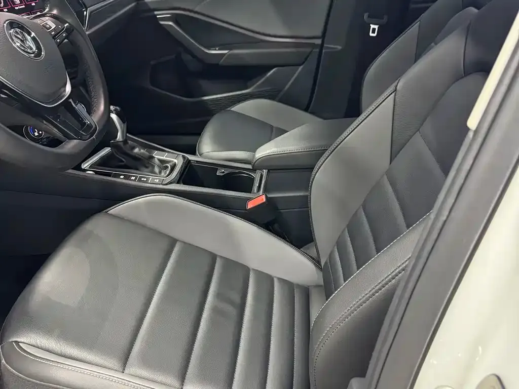 Volkswagen Sagitar 2022 из CN, фото 7