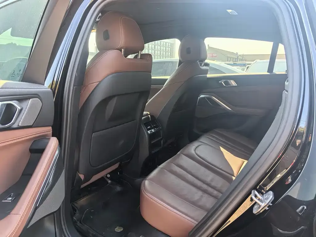 BMW X6 2022 из CN, фото 7