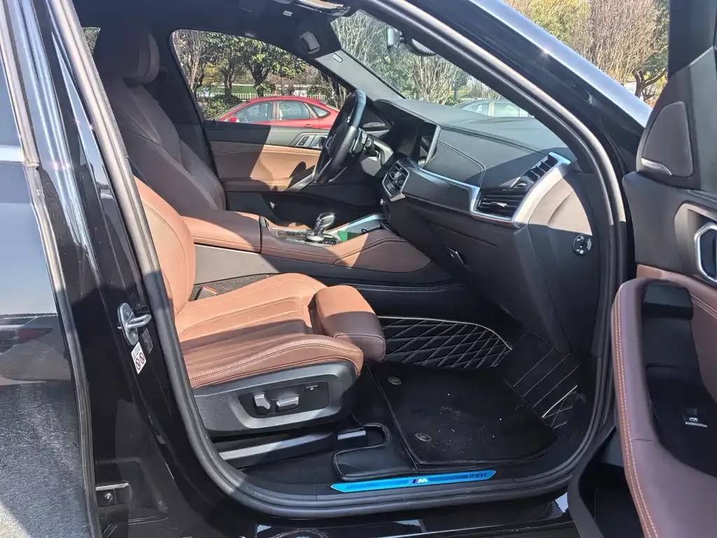 BMW X6 2022 из CN, фото 3
