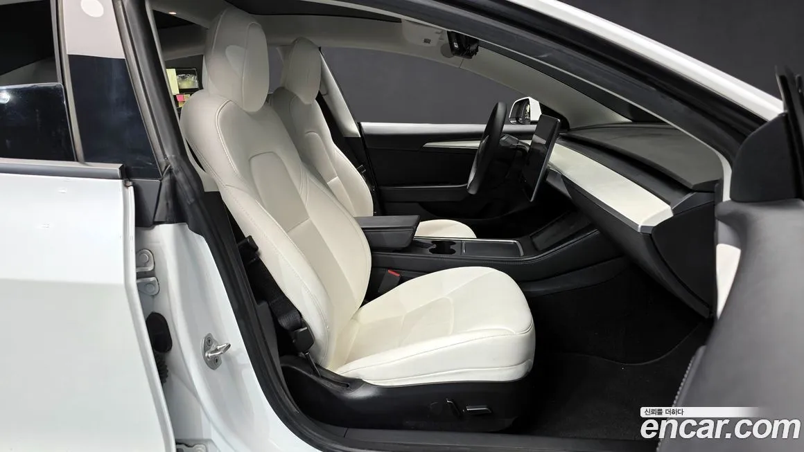 Tesla Model 3 2022 из KR, фото 6