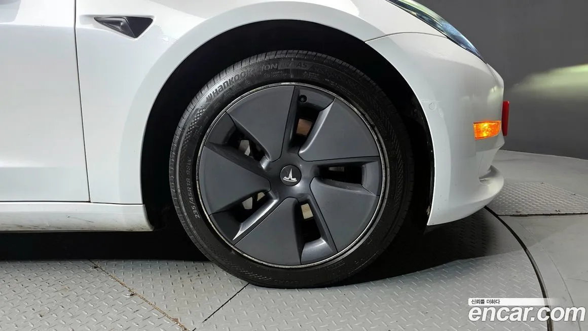 Tesla Model 3 2022 из KR, фото 8