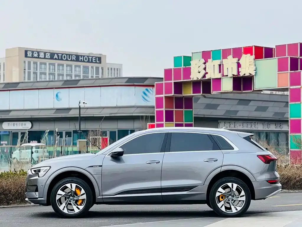Audi e-tron (Import) 2021 из CN, фото 2