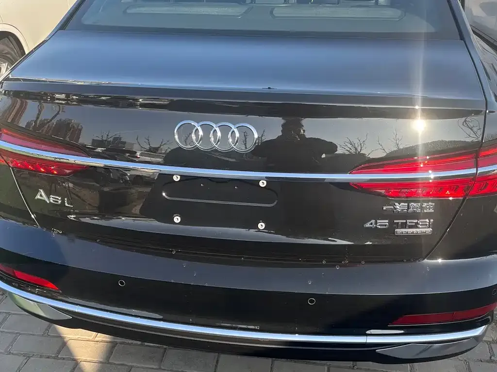 Audi A6L — фото 3